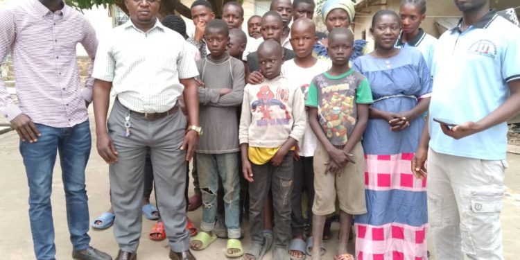 Ituri : Aumoins 20 enfants dits de la rue bénéficient d&rsquo;une formation en mécanique automobile à Bunia