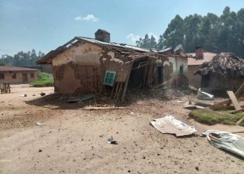 Lubero : un mort et une maison détruite dans des bombes larguées par le M23 à Kitsombiro