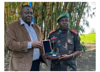 Nord-Kivu: Le prix du courage présenté au Gouverneur militaire par l&rsquo;organisation BEST à Goma