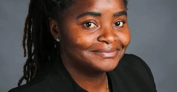 Acceptation des filles enceintes à l’école en RDC : Passy Mubalama très joyeuse, appelle le gouvernement à accompagner cette mesure