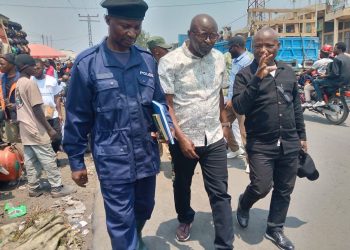 Goma: Descente du maire axée sur la sensibilisation de la population au désengorgement des trottoirs au quartier Ndosho et Murara