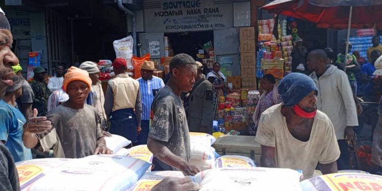 Goma : Interdiction formelle de chargement et déchargement des sacs pesant plus de 100 kg pour préserver la vie des manutentionnaires (Mairie)