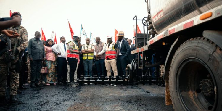 Lancement des Travaux de Réhabilitation du Tronçon Rond-Point Kavimvira-Kalundu sur la RN5 à Uvira