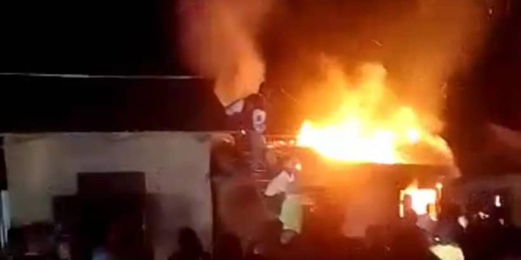 Irumu: Incendie au centre Bikira, à Gety : une boutique réduite en cendres