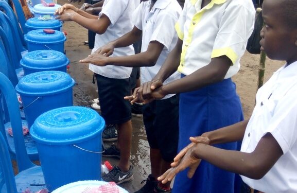 Ituri : Face à Ebola, les écoles sommées d’appliquer des mesures sanitaires strictes