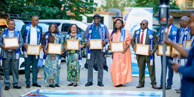 Ituri : 14 personnalités décorées « Ambassadeurs pour la paix » par la Fédération pour la Paix Universelle
