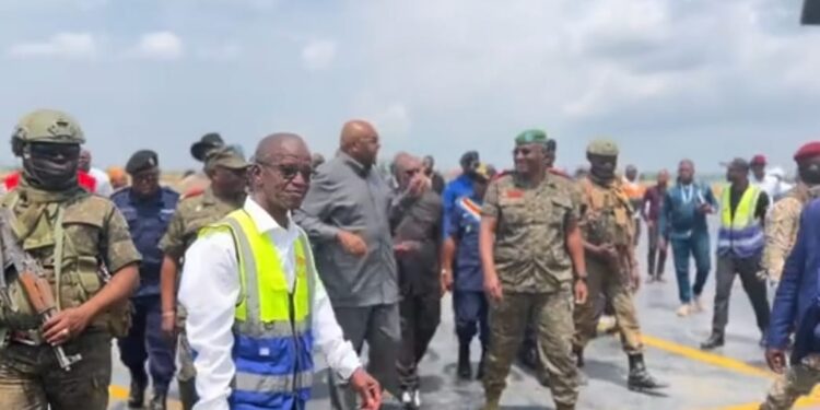 Ituri : Jean-Pierre Bemba à Bunia pour évaluer les travaux de modernisation de l&rsquo;aéroport national