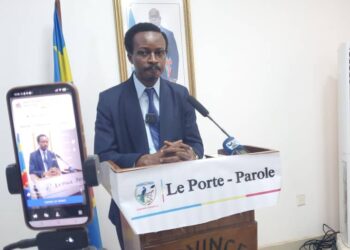 Tshopo : le porte-parole du gouverneur apporte des éclaircissements sur la réhabilitation des axes Kisangani-Ubundu et Opala-Otala