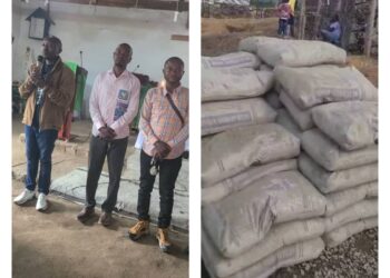 Ituri: les honorables Deogratias Kakule Kalyomo et Fabrice Kambale Visahasa offrent 62 sacs de ciment à l’église Notre-Dame de Lourdes de Hoho à Bunia